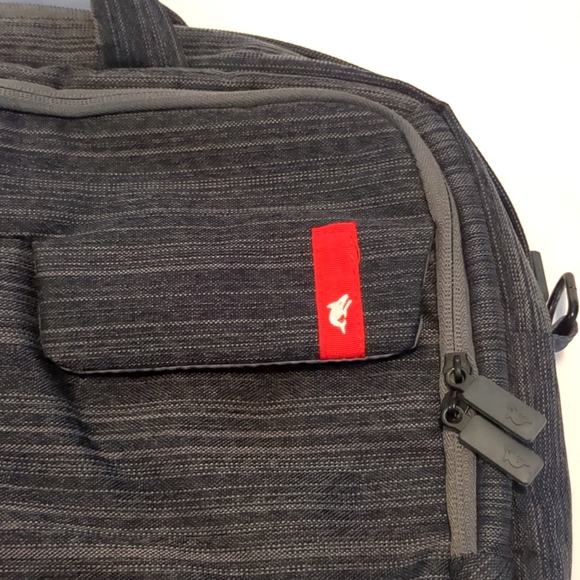 17 Inch Laptop Bag by Gnarlyfish - Picture 2 of 11